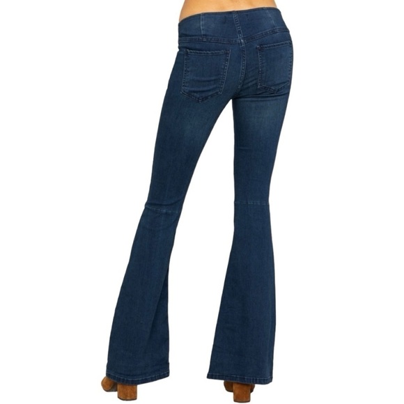 Free People Medium Wash Penny Pull On Stretch Denim Flare Retro Jeans Womens 26 - Picture 3 of 13